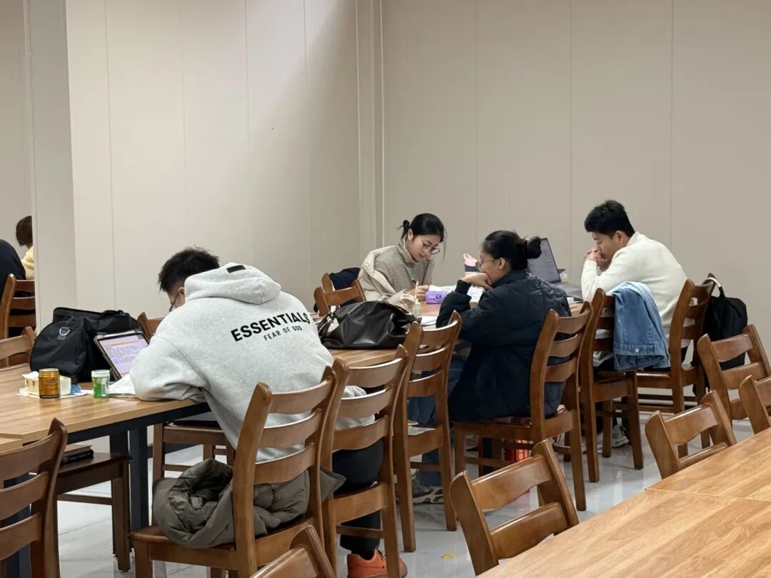 微信图片_2025-10-28_164054_556.jpg